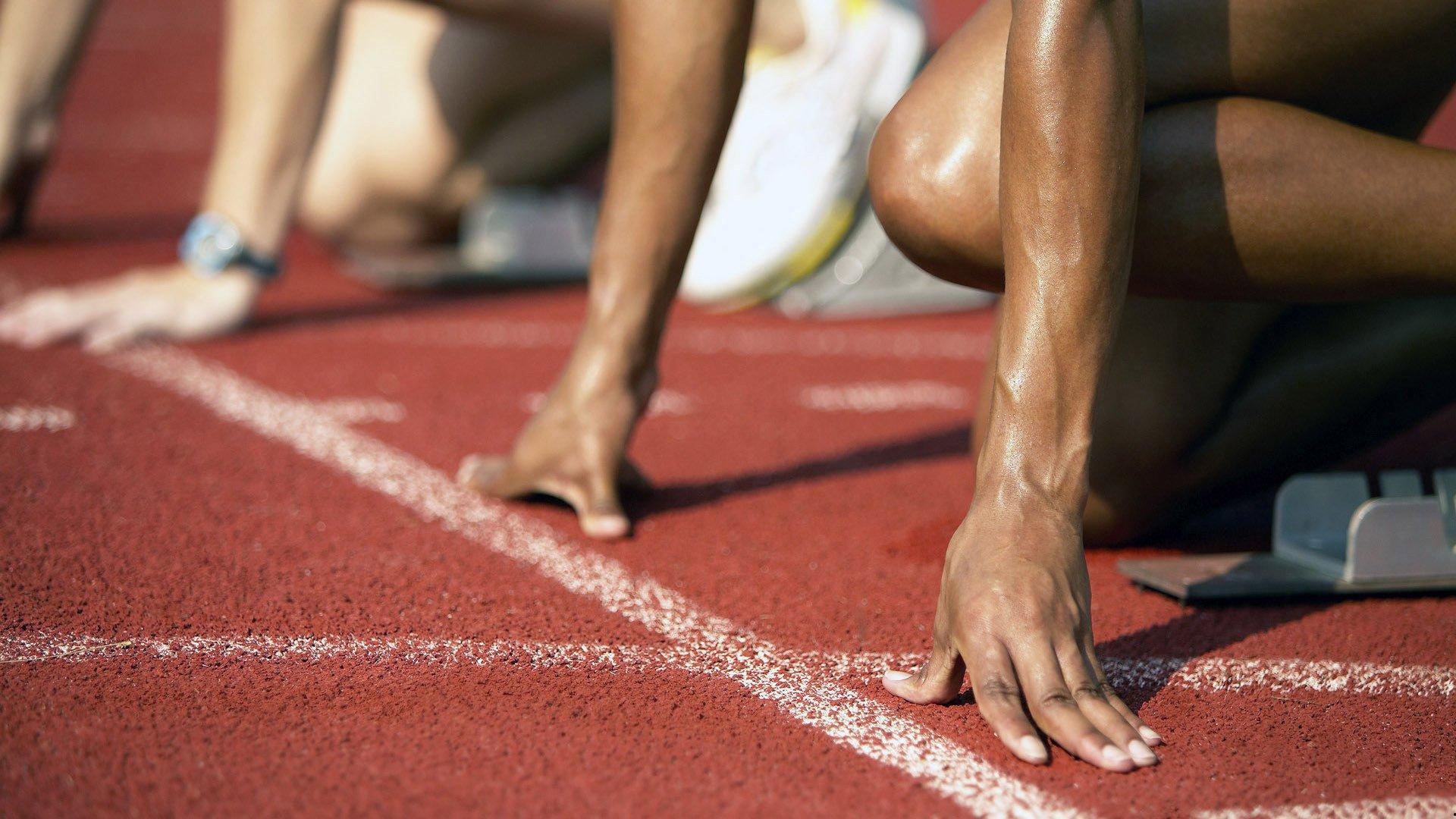 德布劳内律师团队抵达那不勒斯敲定最终协议,意甲劲旅有望48小时内完成世纪签约